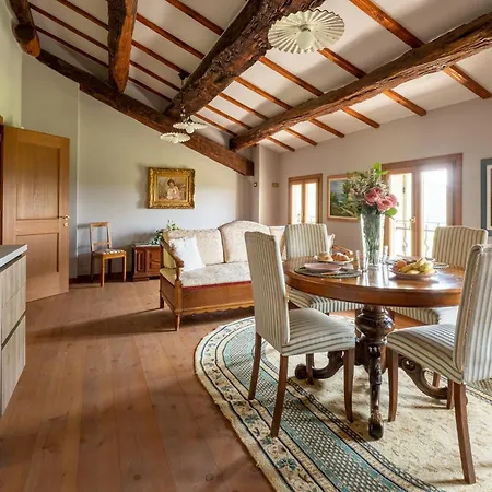 Antica Rinaldo ולדוביאדנה