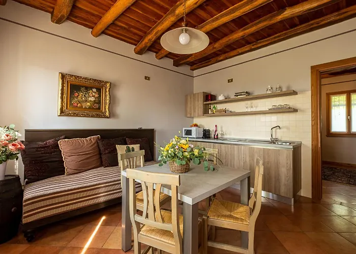 Antica Rinaldo Apartment *